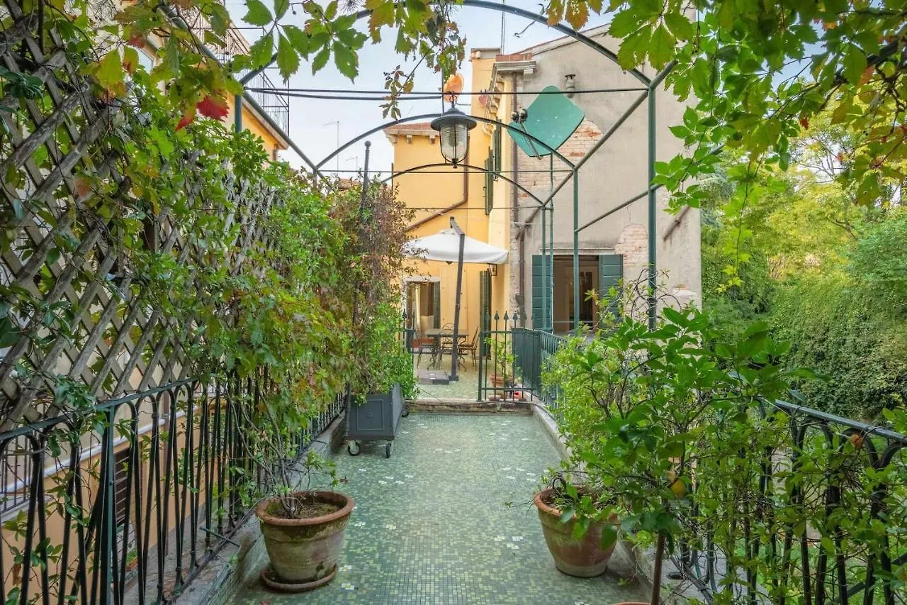Appartamento Angelo Raffaele incantevole casa per 12 persone Venezia