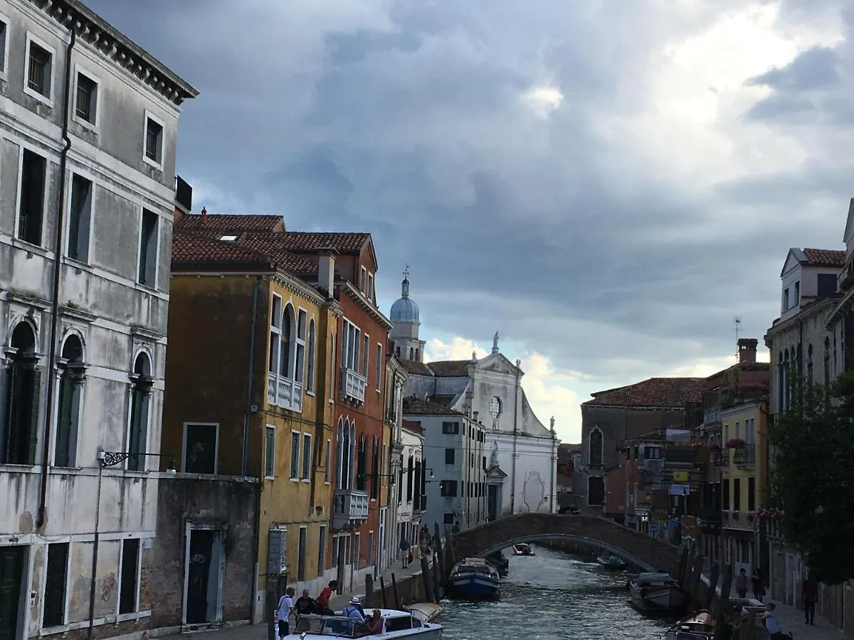 Angelo Raffaele Incantevole Casa Per 12 Persone Apartment Venice